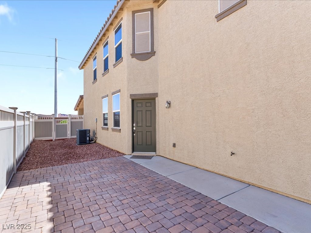 1124 Aspen Cliff Drive, Henderson, Nevada image 4