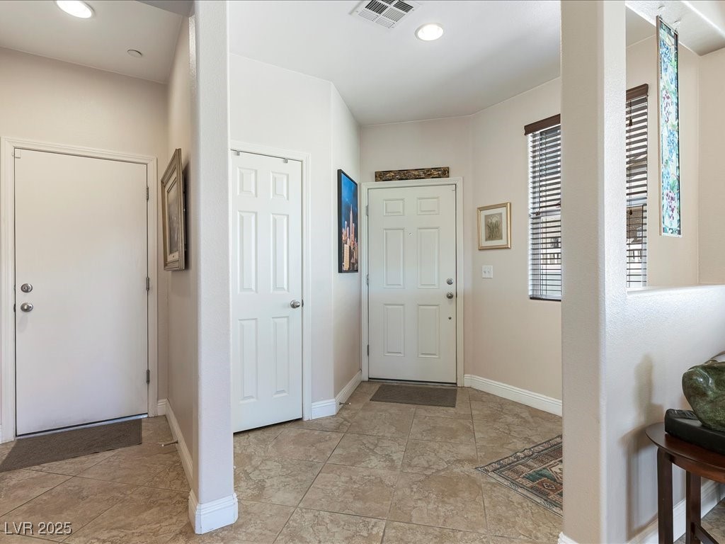 1124 Aspen Cliff Drive, Henderson, Nevada image 6
