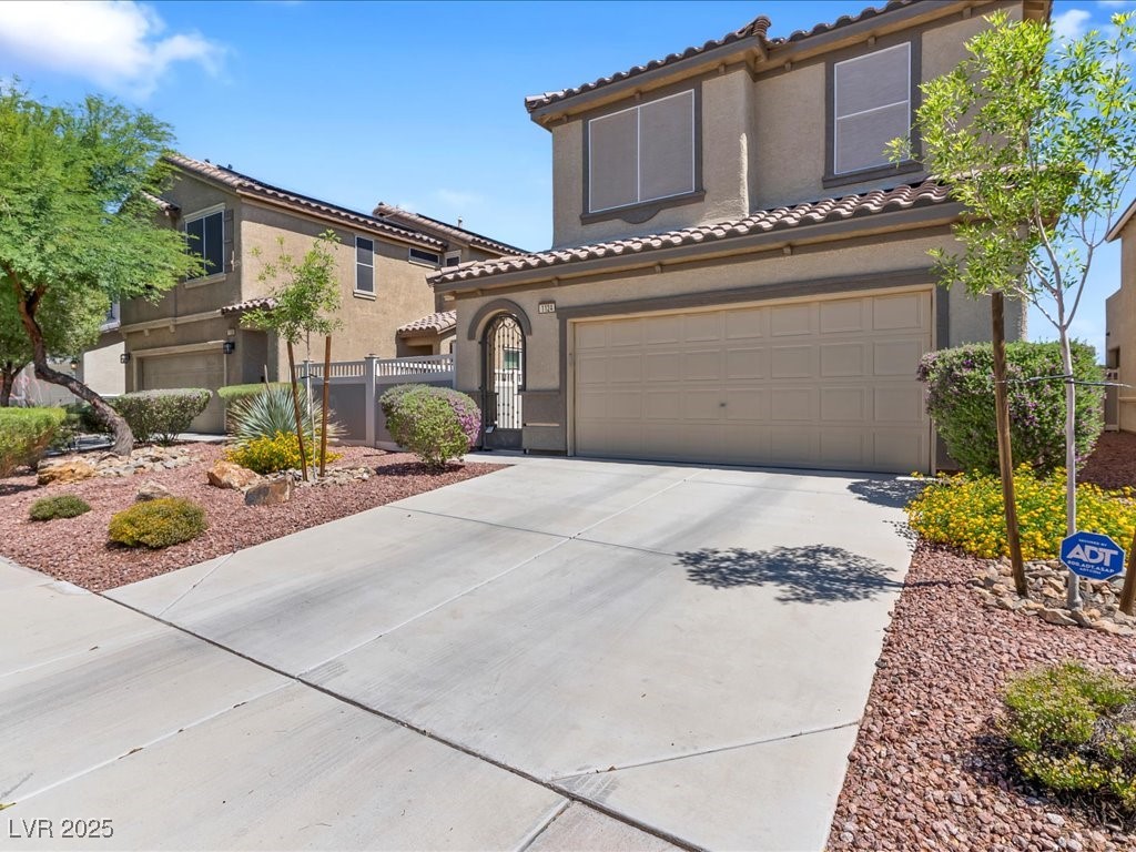 1124 Aspen Cliff Drive, Henderson, Nevada image 2