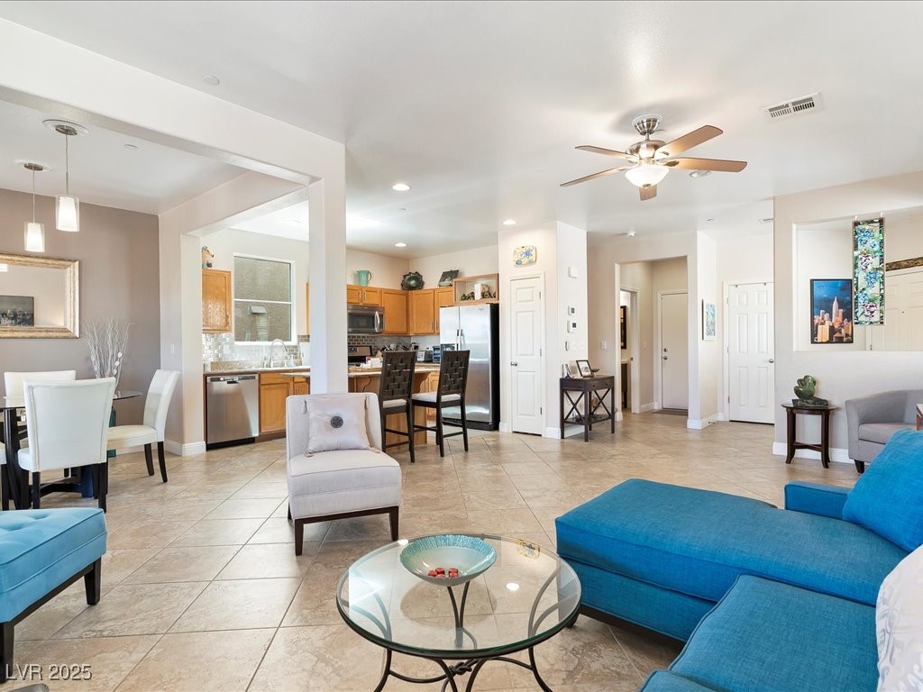 1124 Aspen Cliff Drive, Henderson, Nevada image 8