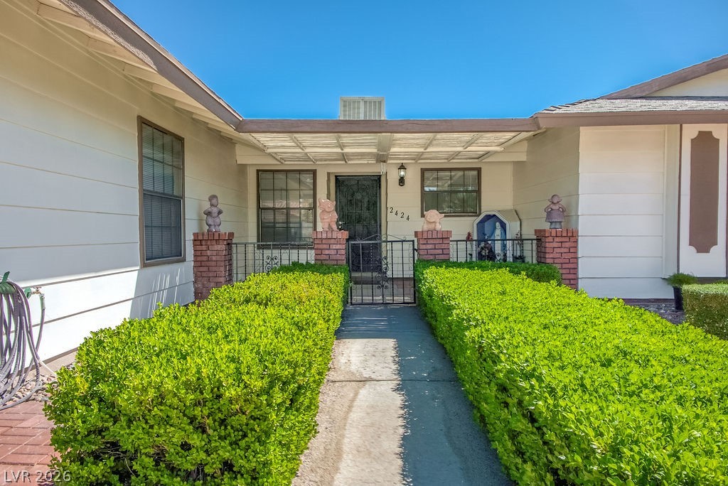 2424 La Luna Drive