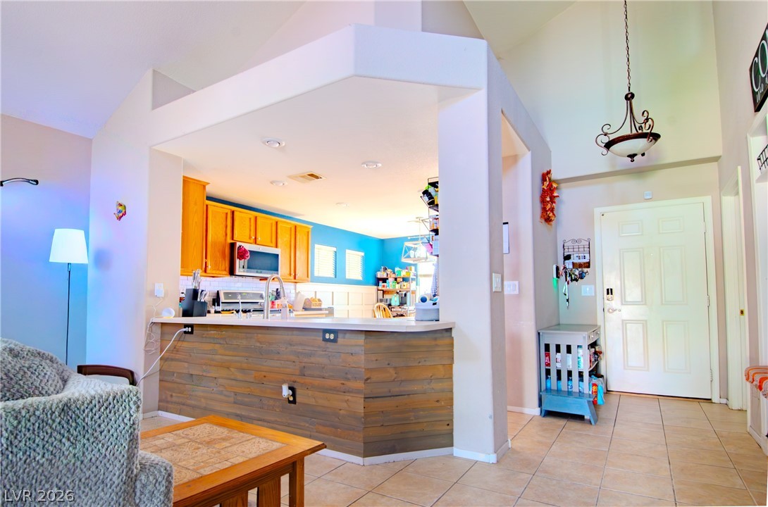 5847 Watercolor Street