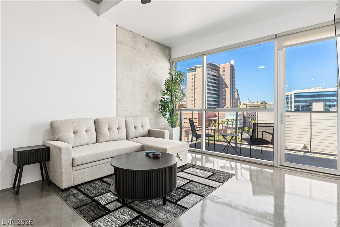 353 E Bonneville Avenue 707