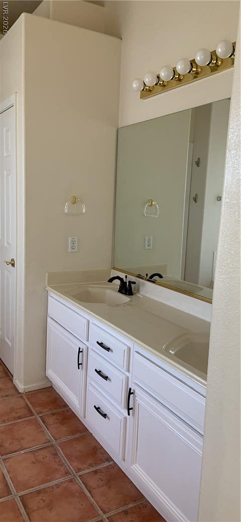 Tiny photo for 1240 Emerald Crest Street, Henderson, NV 89052 (MLS # 2798153)