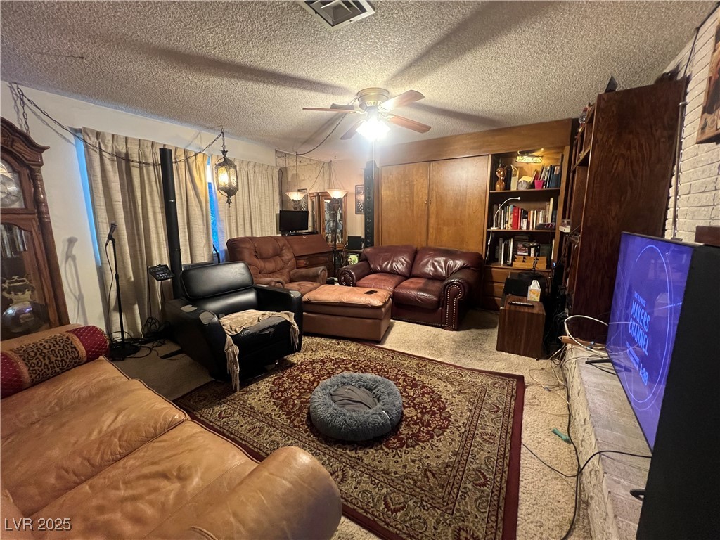 225 Greenbriar Townhouse Way, Las Vegas, Nevada image 3
