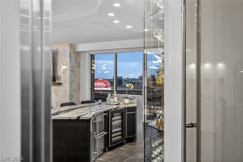 Photo of 2747 Paradise Road #3101, Las Vegas, NV 89109 (MLS # 2768413)