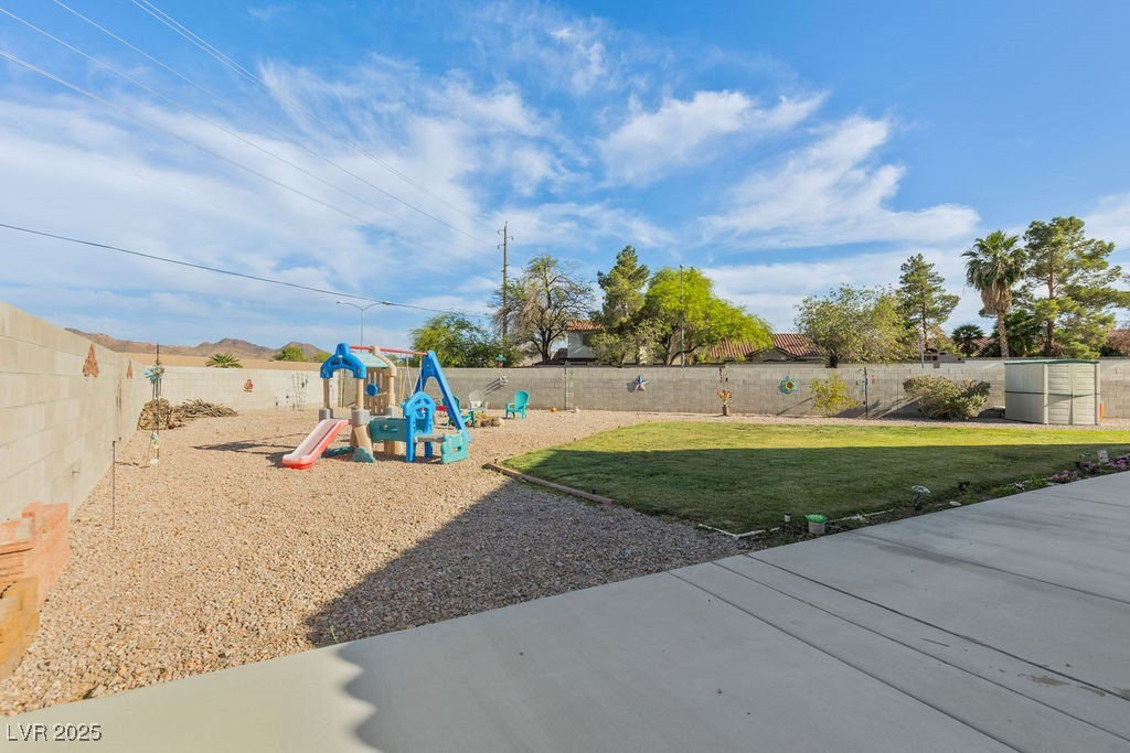 1079 Oak Shade Lane, Henderson, Nevada image 36