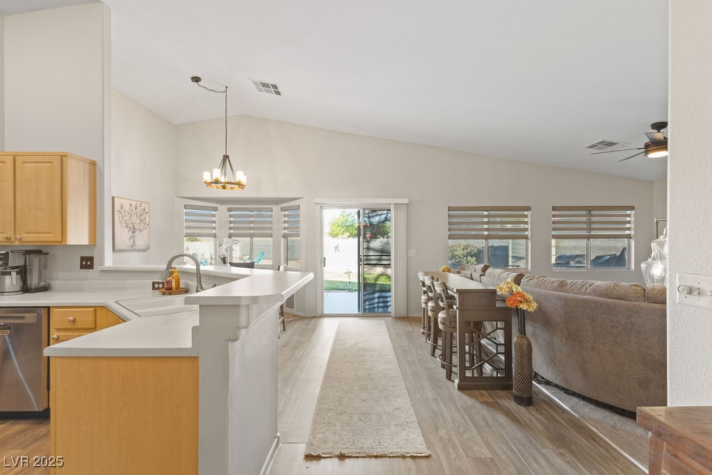 1079 Oak Shade Lane, Henderson, Nevada image 8