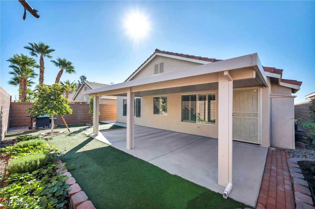 9154 W Naples Drive