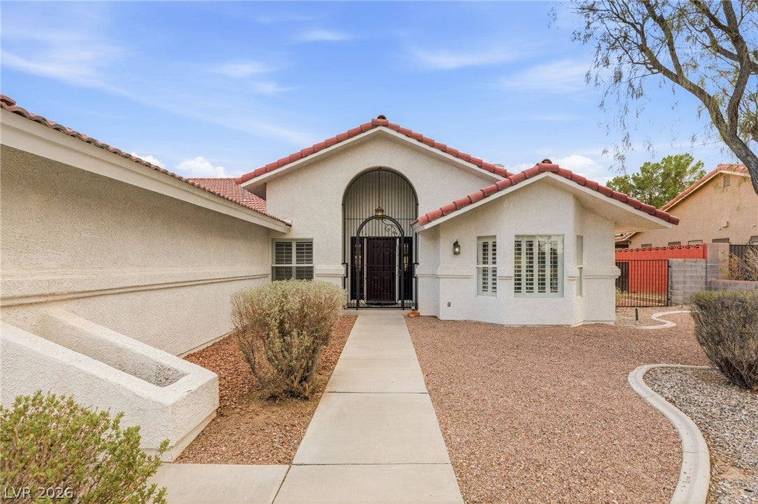 Properties 4 7275 Darby Avenue