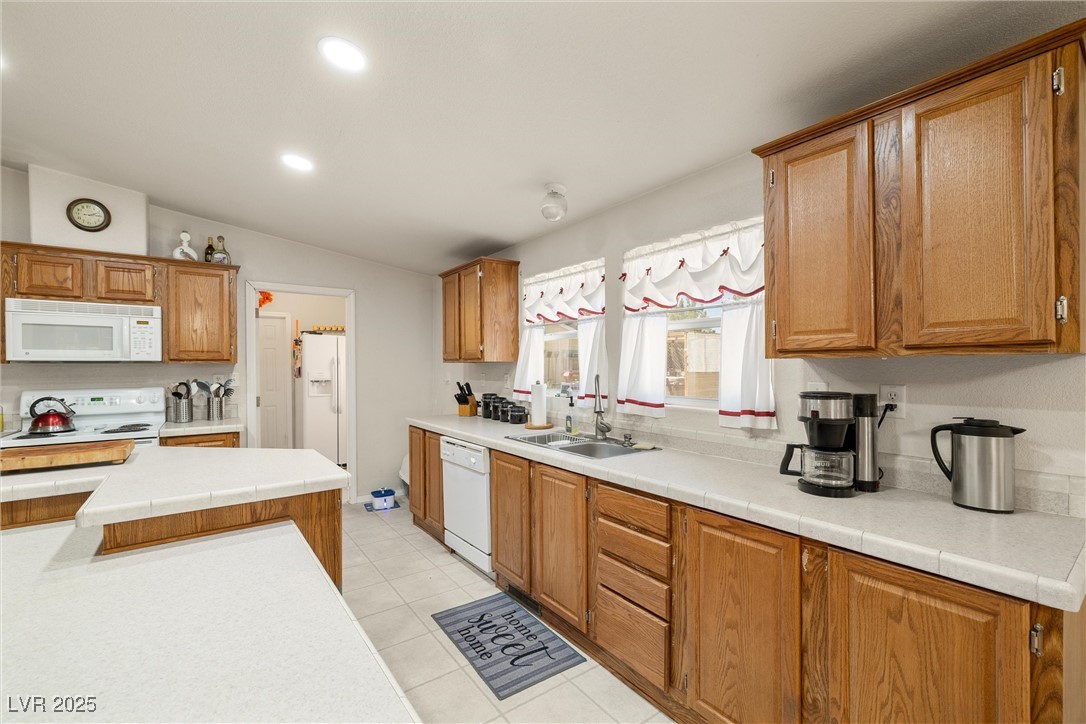 4230 W Prospector Lane, Pahrump, Nevada image 12