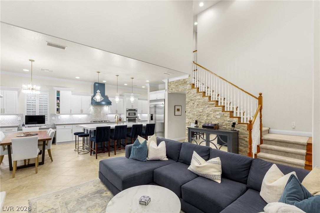 2233 Boutique Avenue