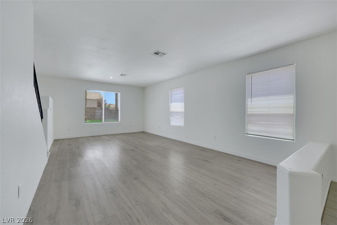 3244 Little Stream Street