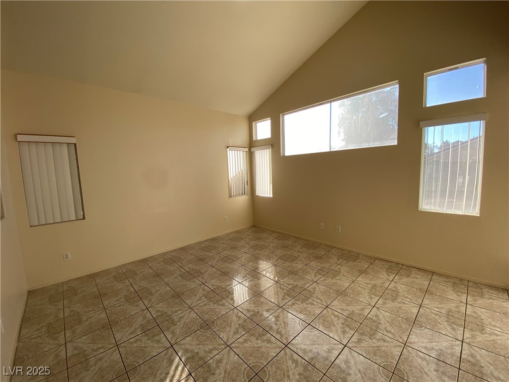 4355 Sunrise Shores Avenue, North Las Vegas, Nevada image 4