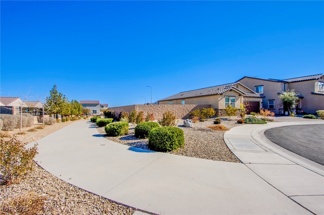 5648 Vermillion Ridge Street