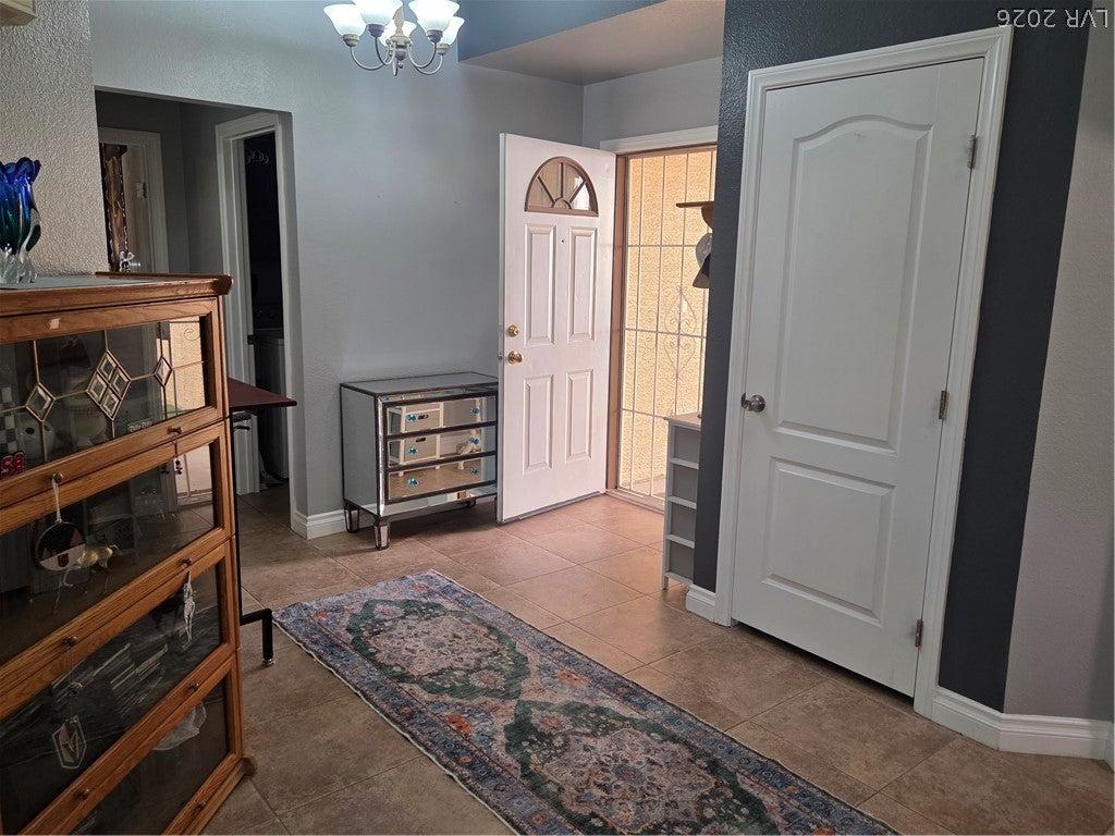 5369 Painted Mirage Road na
