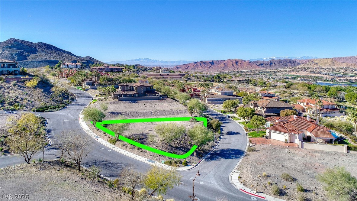 18 Camino Barcelona Place