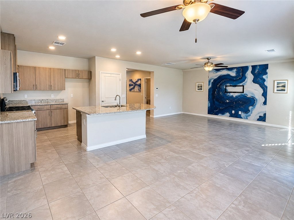 3819 Andorian Avenue