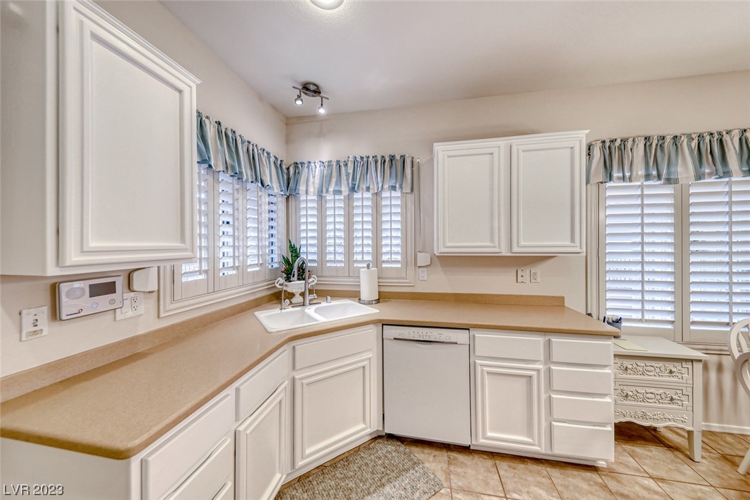 Photo 13 of 35 of 1378 Couperin Drive house