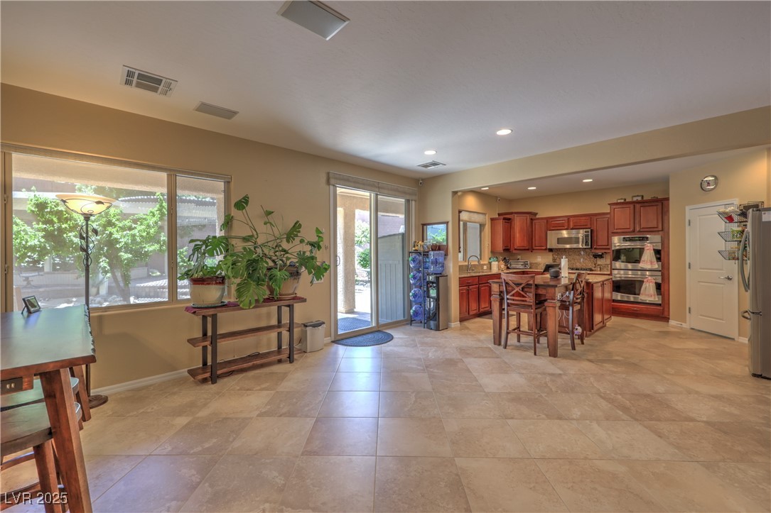 2189 De Narvik Drive, Henderson, Nevada image 11