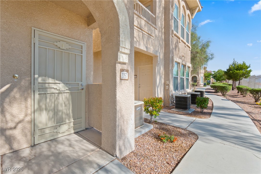 10550 W Alexander Road 2057