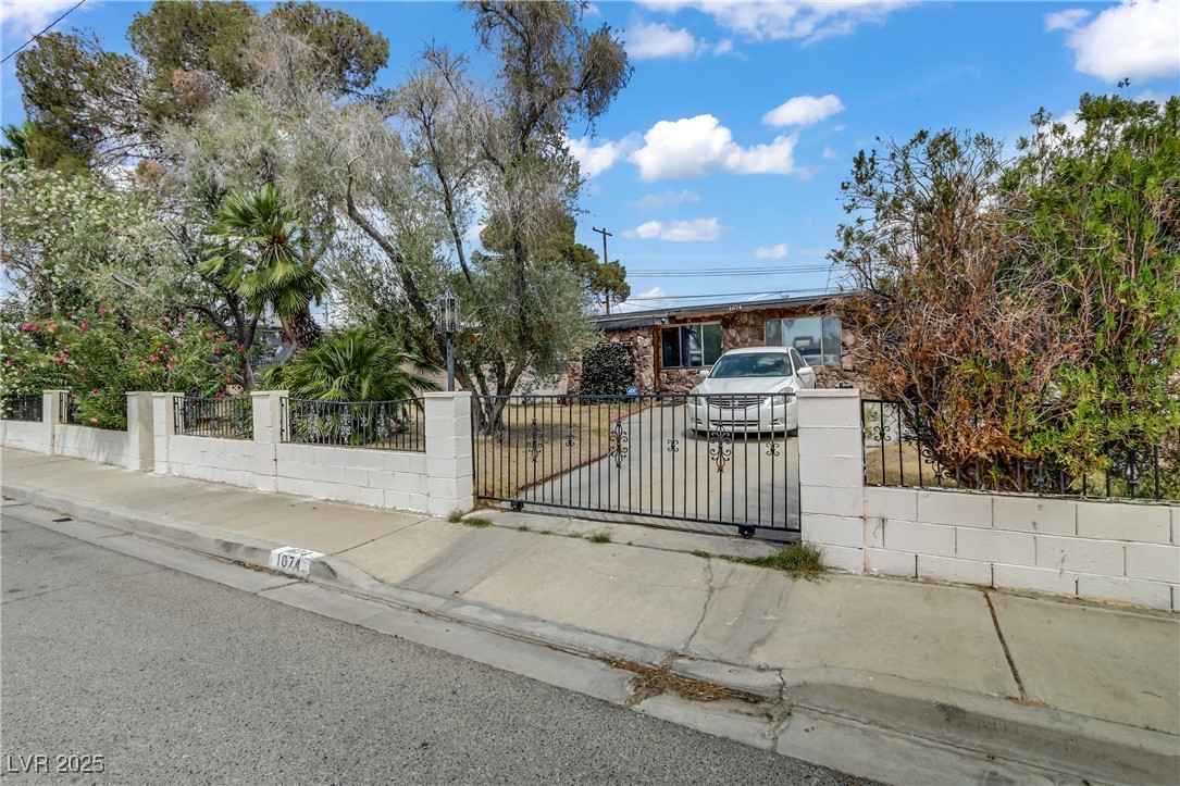 1674 Palma Vista Avenue