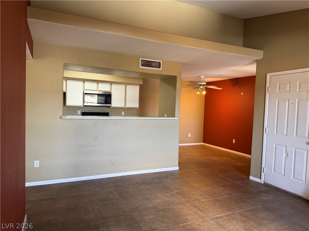 2300 SILVERADO RANCH Boulevard 2047