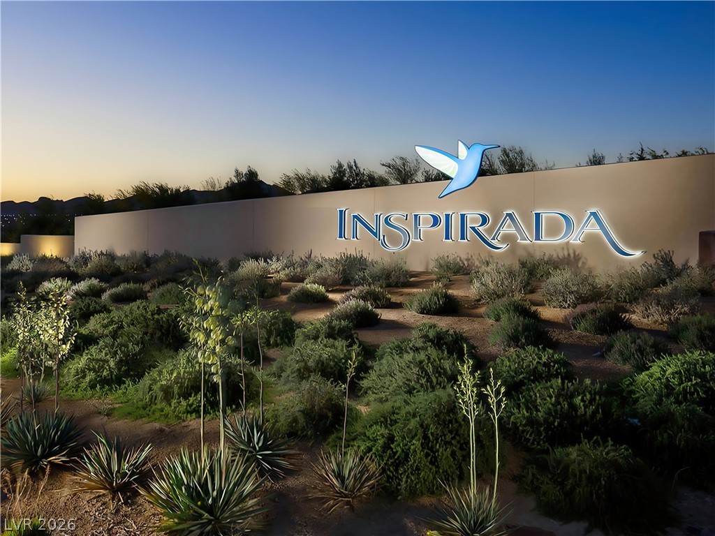 2064 Thames View Street