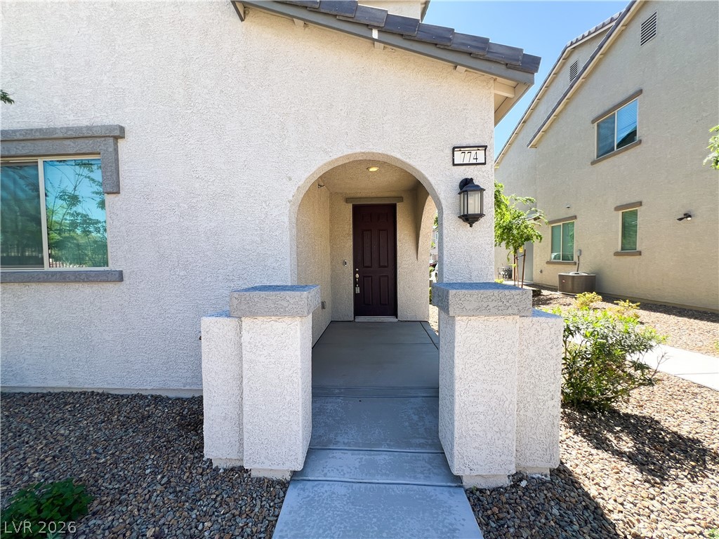 774 Star Estates Avenue 2