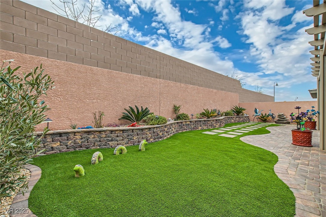 473 Harvest Rain Avenue, Henderson, Nevada image 26