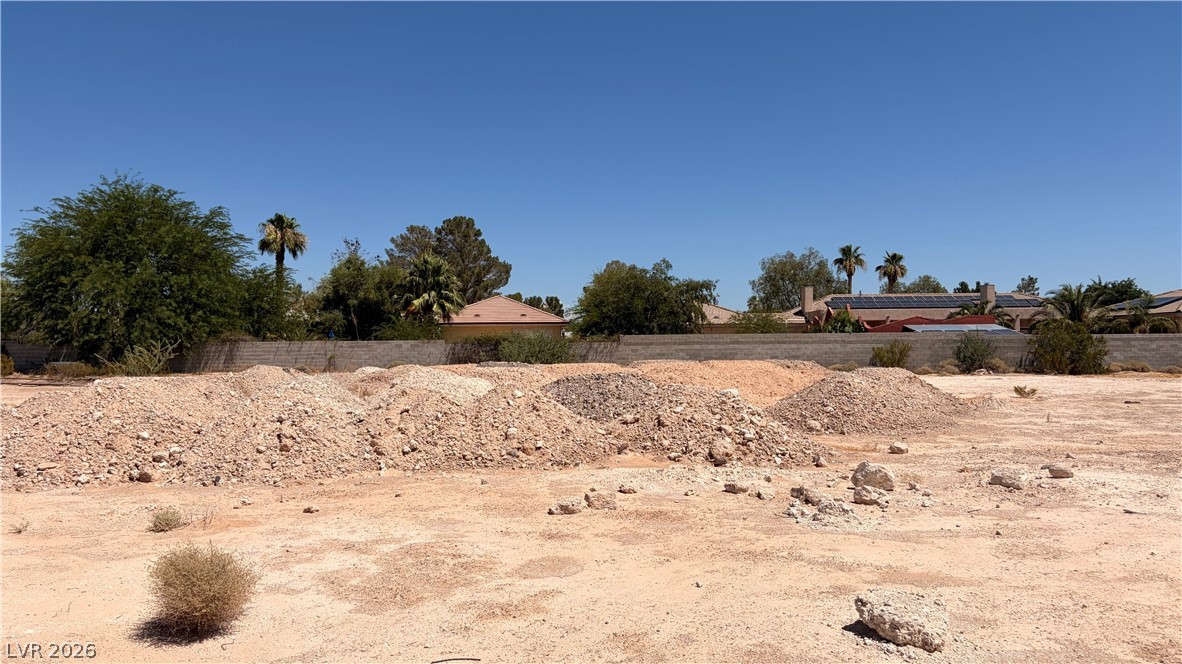 8811 Rancho Destino Road