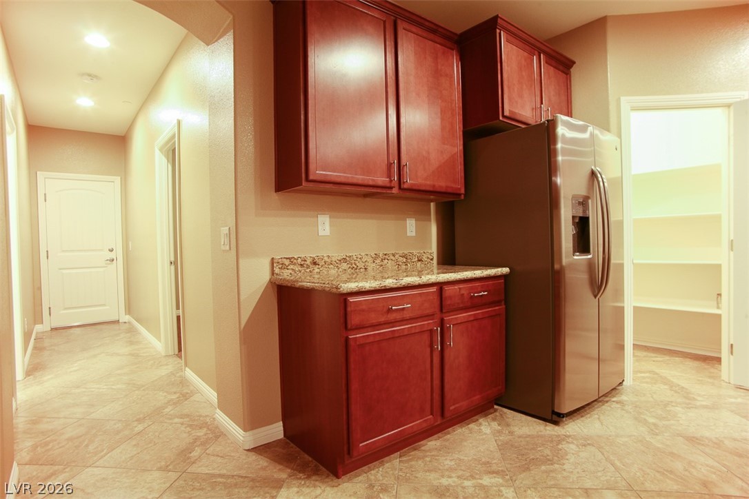 816 Applecross Avenue