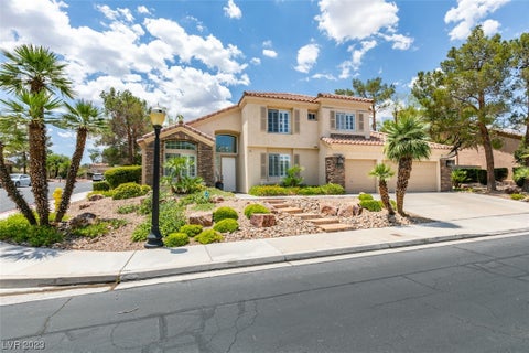 Photo of 1921 Spyglass Drive, Henderson, NV 89074 (MLS # 2503527)