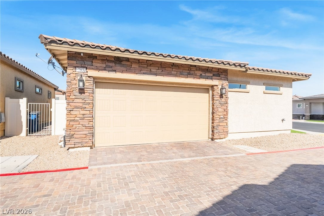 783 Charming Holly Street