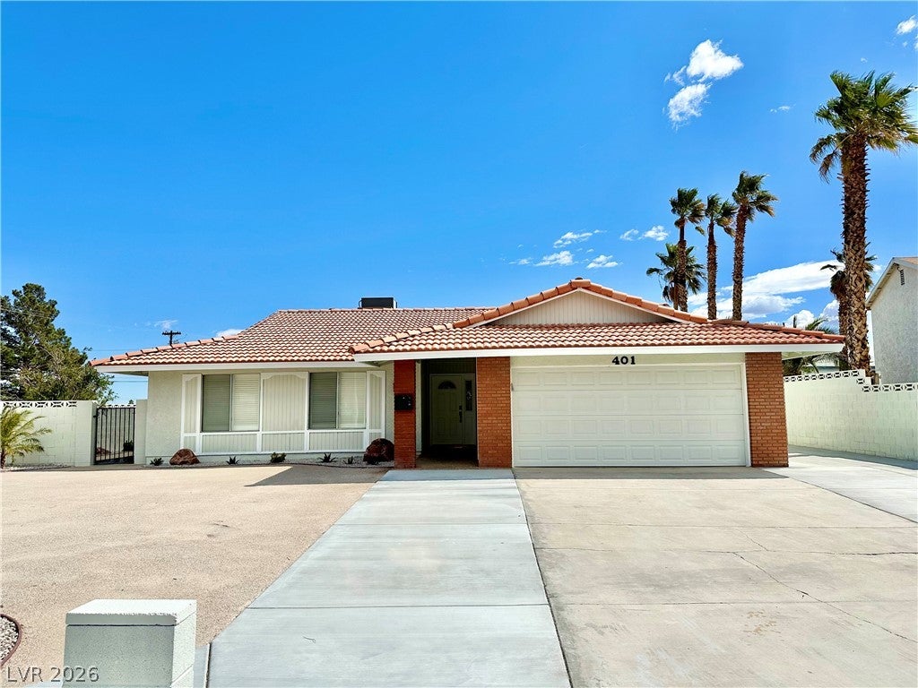 401 Holcomb Circle