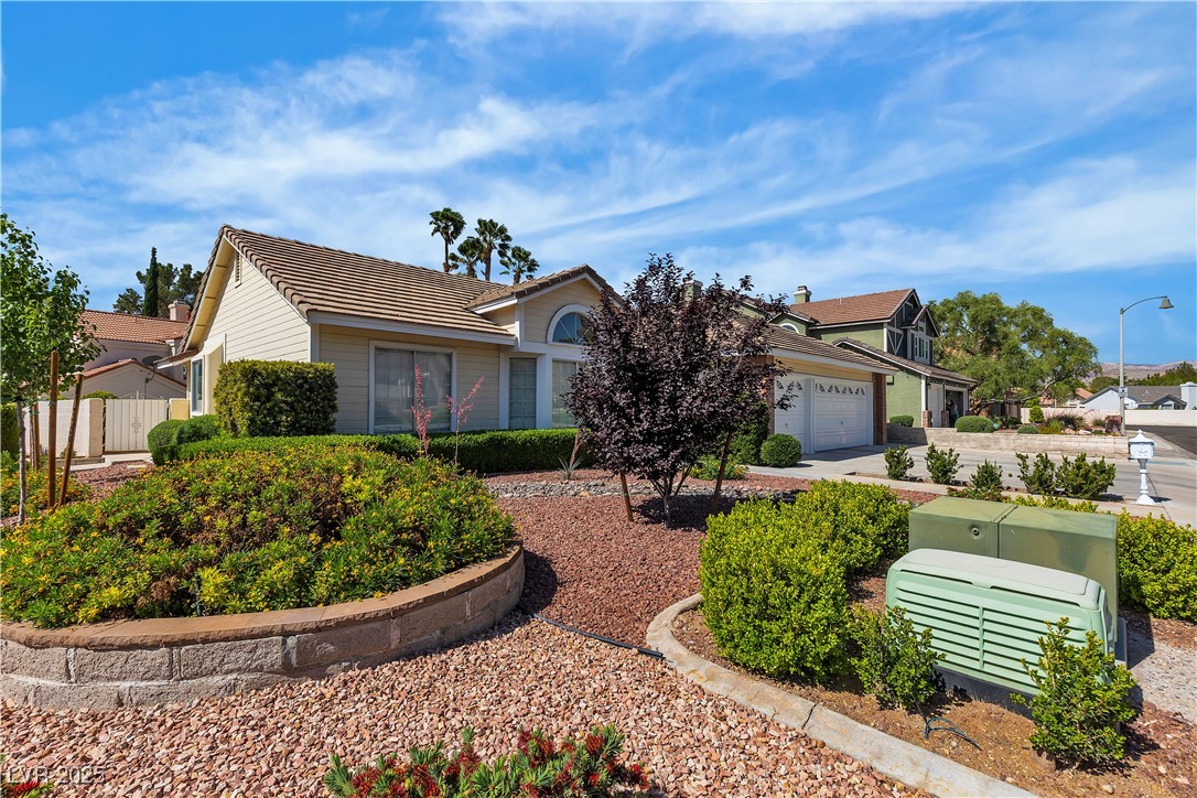 8761 Anchor Point Avenue, Las Vegas, Nevada image 2