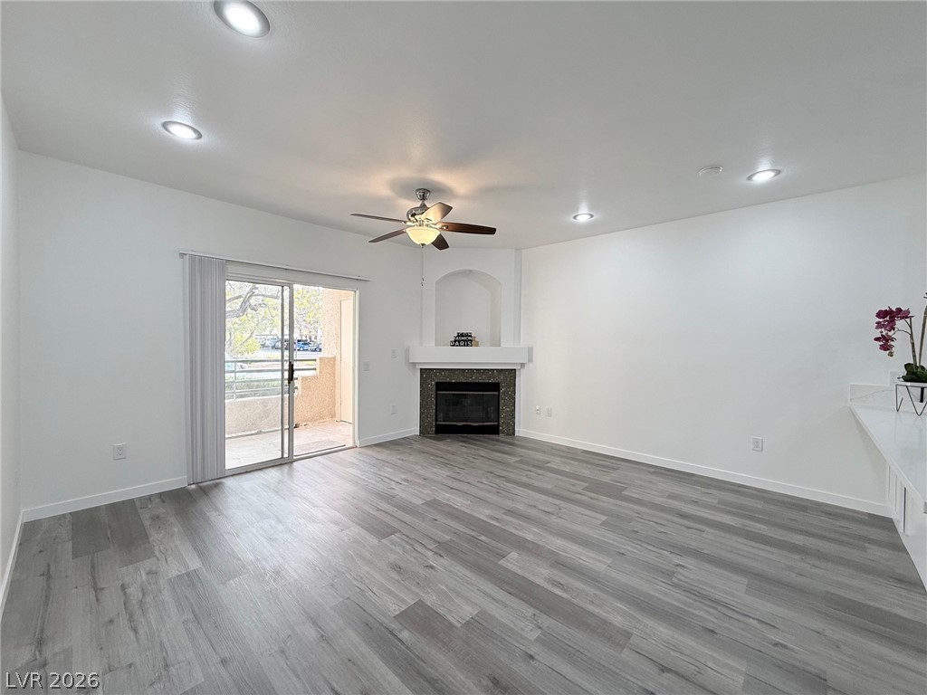 5415 W Harmon Avenue 1006