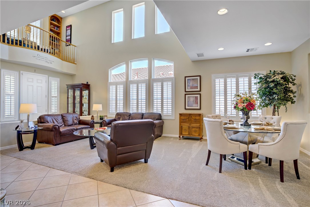 6440 Bristlebird Street