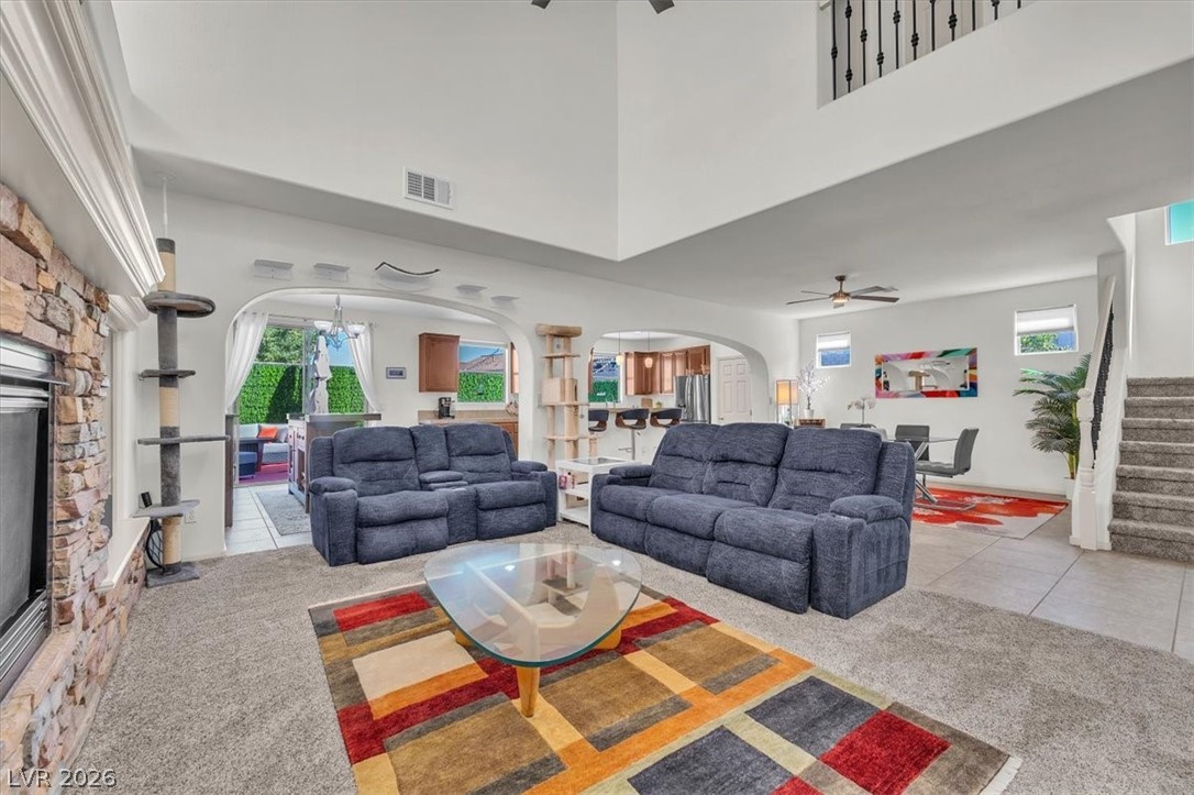 1612 Yellow Tulip Place