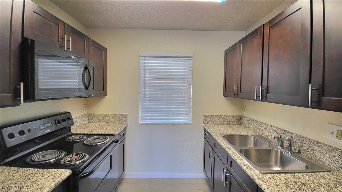 218 MERLAYNE Drive 2