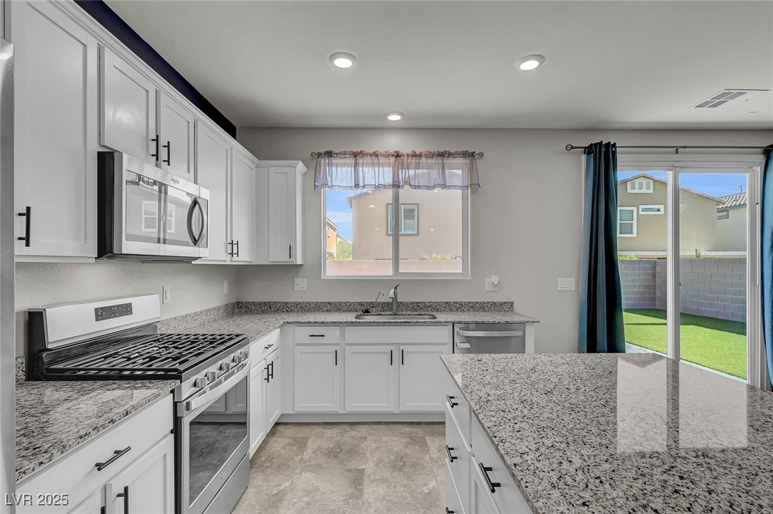 4527 Solitude Falls Avenue