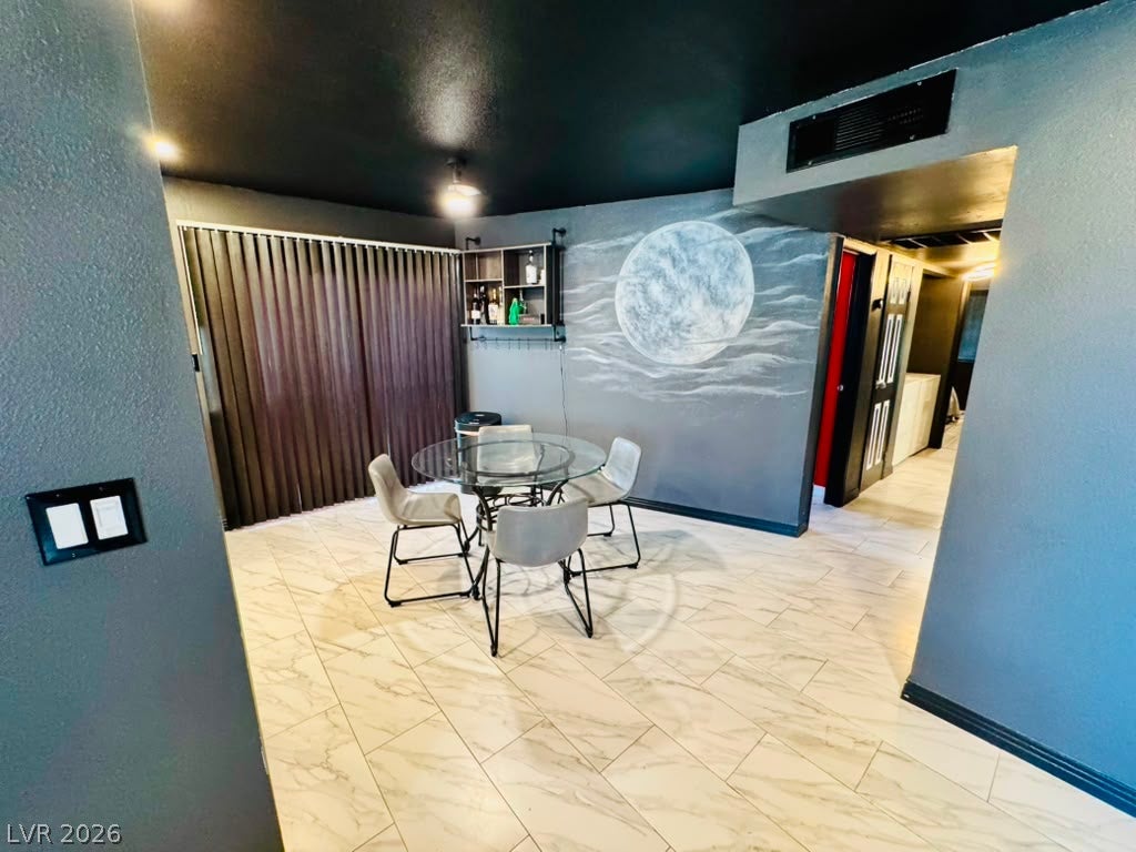 4672 Newton Drive