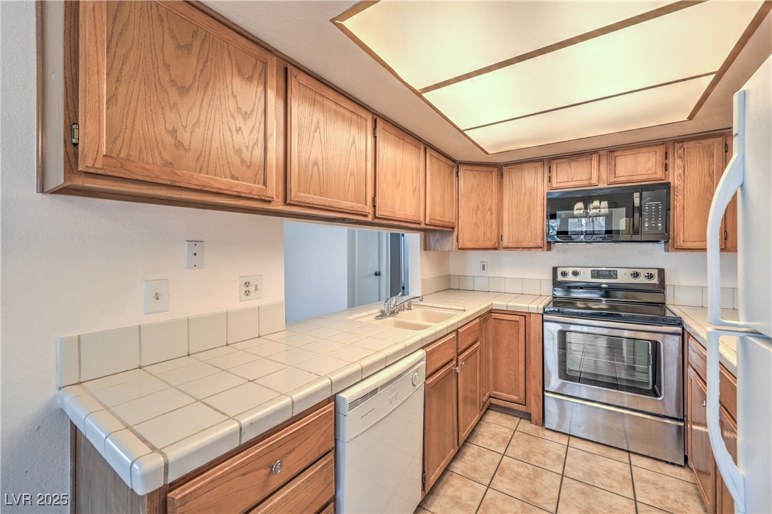 5068 Jeffreys Street #202, Las Vegas, Nevada image 2