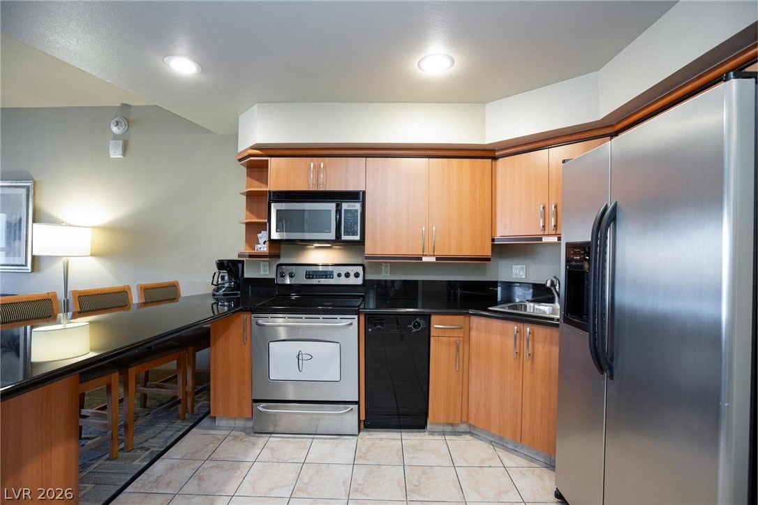 211 E Flamingo Road 1003