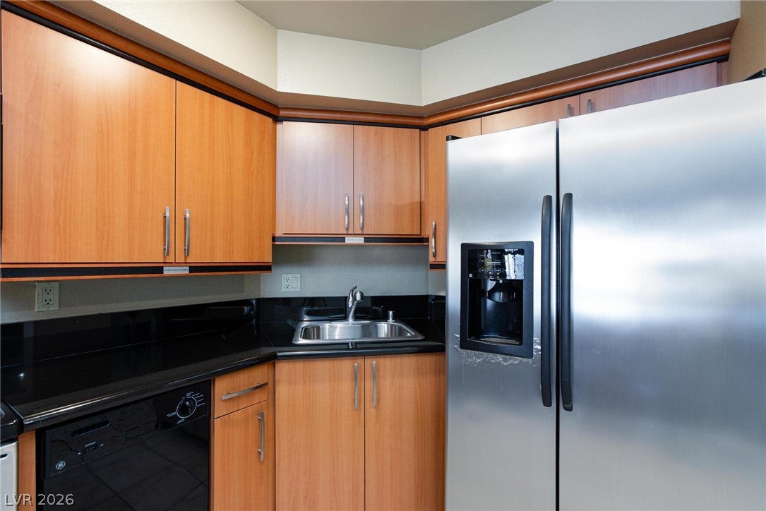 211 E Flamingo Road 1003