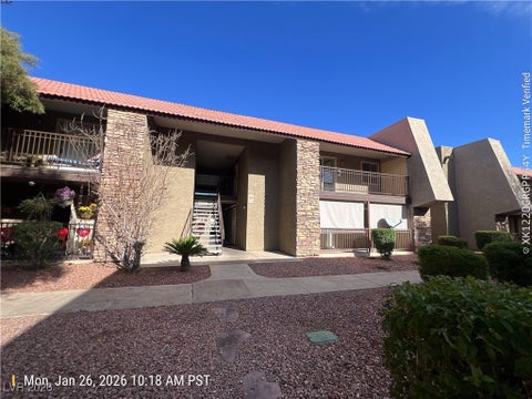 Condo For Rent - 5242 River Glen Drive #441<br/> Las Vegas, NV 89103