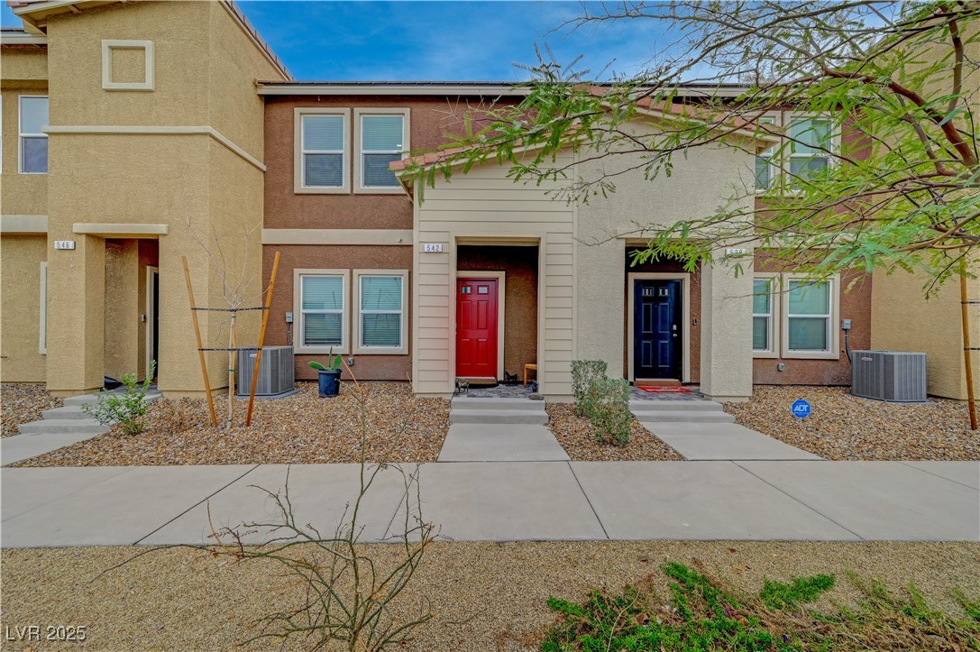 542 Foothill Cove Lane, Henderson, Nevada image 10