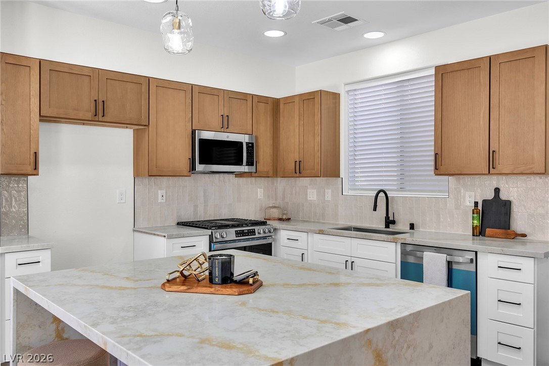 10954 Positano Street