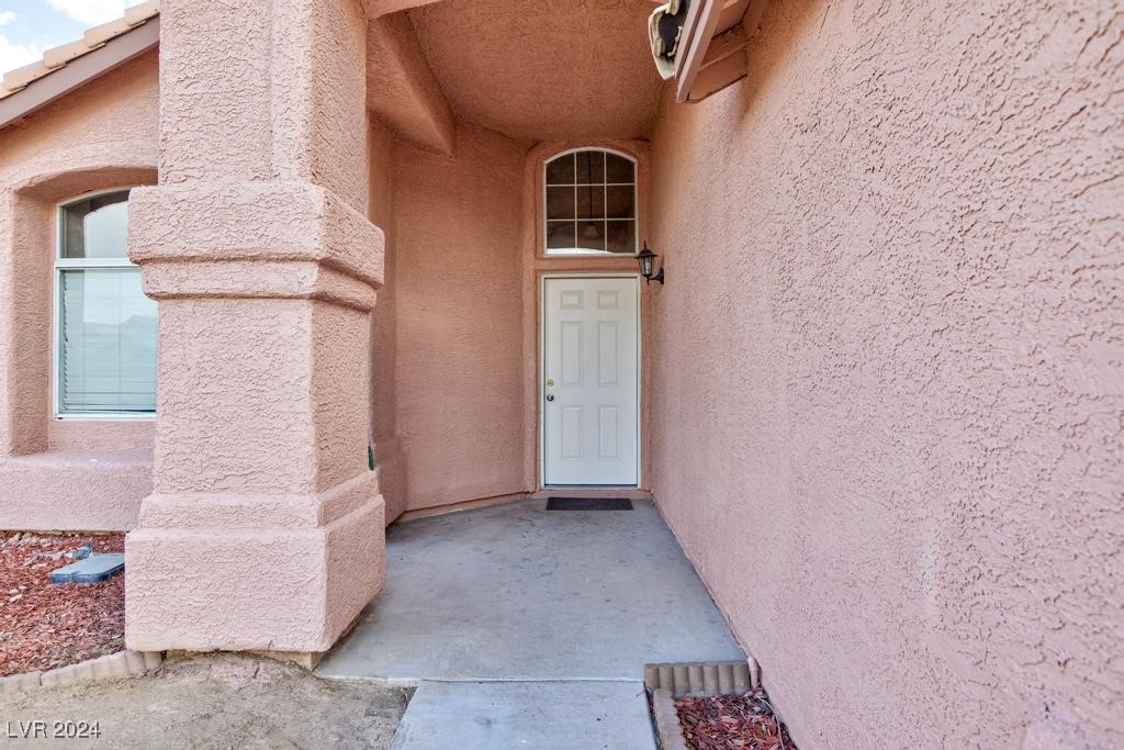 2532 Lazy Brook Drive, Las Vegas, Nevada image 4