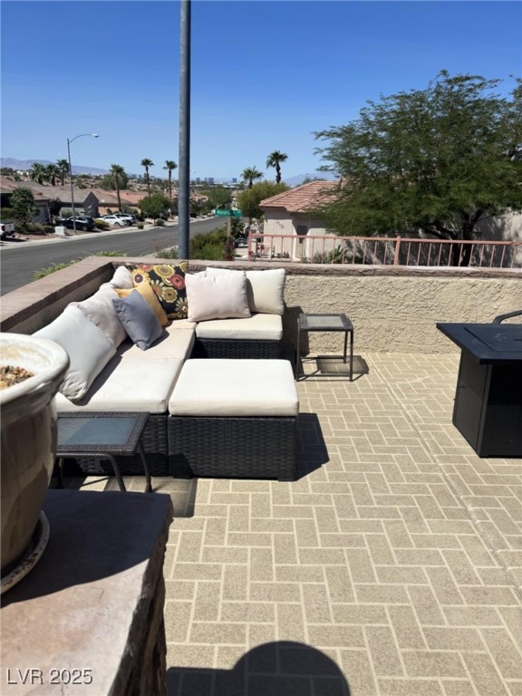 2072 King Mesa Drive